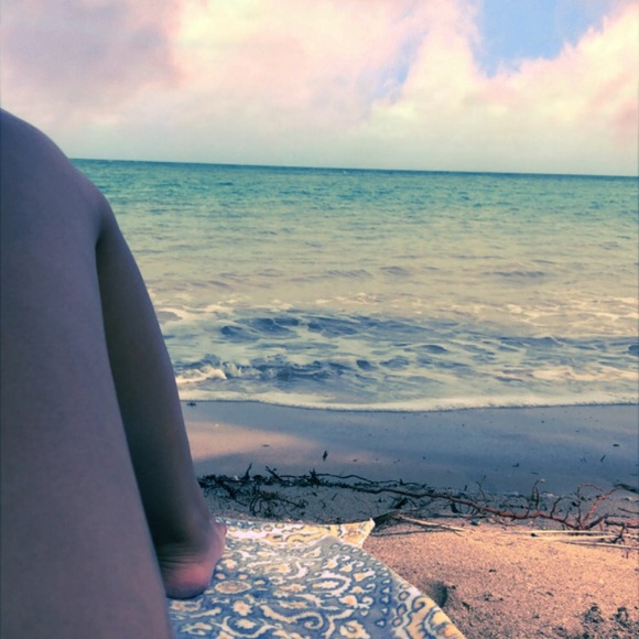 Meet your Posher, Dee - Picture 4 of 8